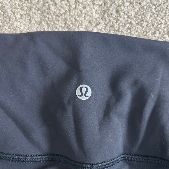 Lululemon In Movement Crop Leggings Everlux 19 Black Mid Rise Yoga Gym Workout 6 - Picture 5 of 6